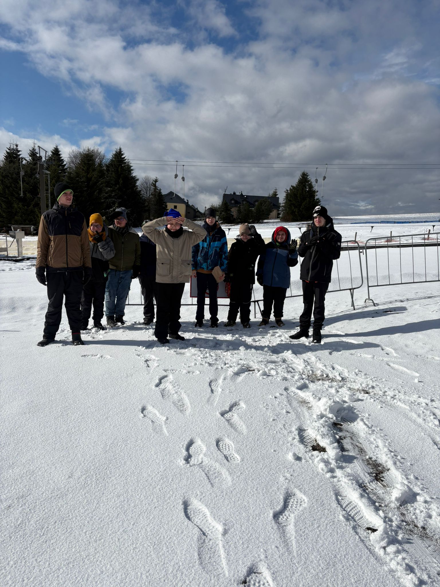 Žáci ZŠ Arkadie si užili lyžařský pobyt na Božím Daru