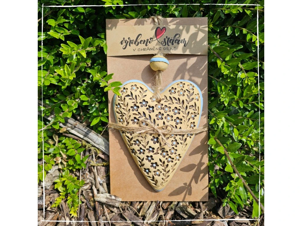 Srdce vázané na kartě